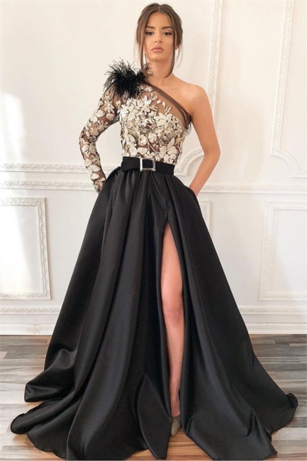 Robe de bal princesse épaules asymétriques | Robe de soirée princesse avec appliques