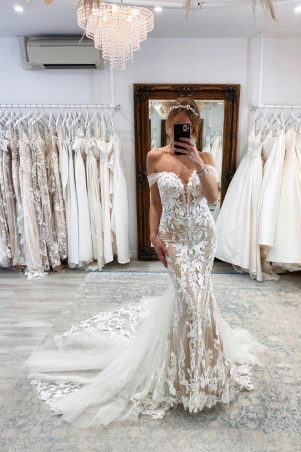 Robe de mariée sirène épaules dénudées en dentelle chic