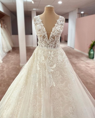 Robes de mariée élégantes décolleté en V | Robes de mariée Une ligne en dentelle_2