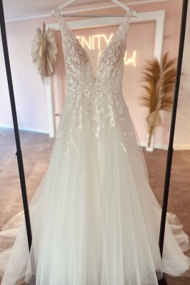 Robe de mariée A-ligne col V en dentelle simple et chic pas cher_1