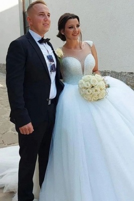 Robe de mariée princesse en pailletttes traîne épaisseurs chic_4