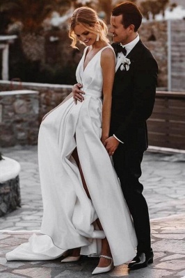 Robe de mariée ligne-A en satin simple blanche | Robe de mariage civil col V chic_7