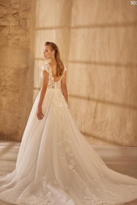 Belles robes de mariée décolleté en V | Robes de mariée Une ligne dentelle_3