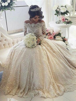 Forme princesse robe de mariée en dentelle délicat avec perle et broderie exquis traîne cathédrale_3